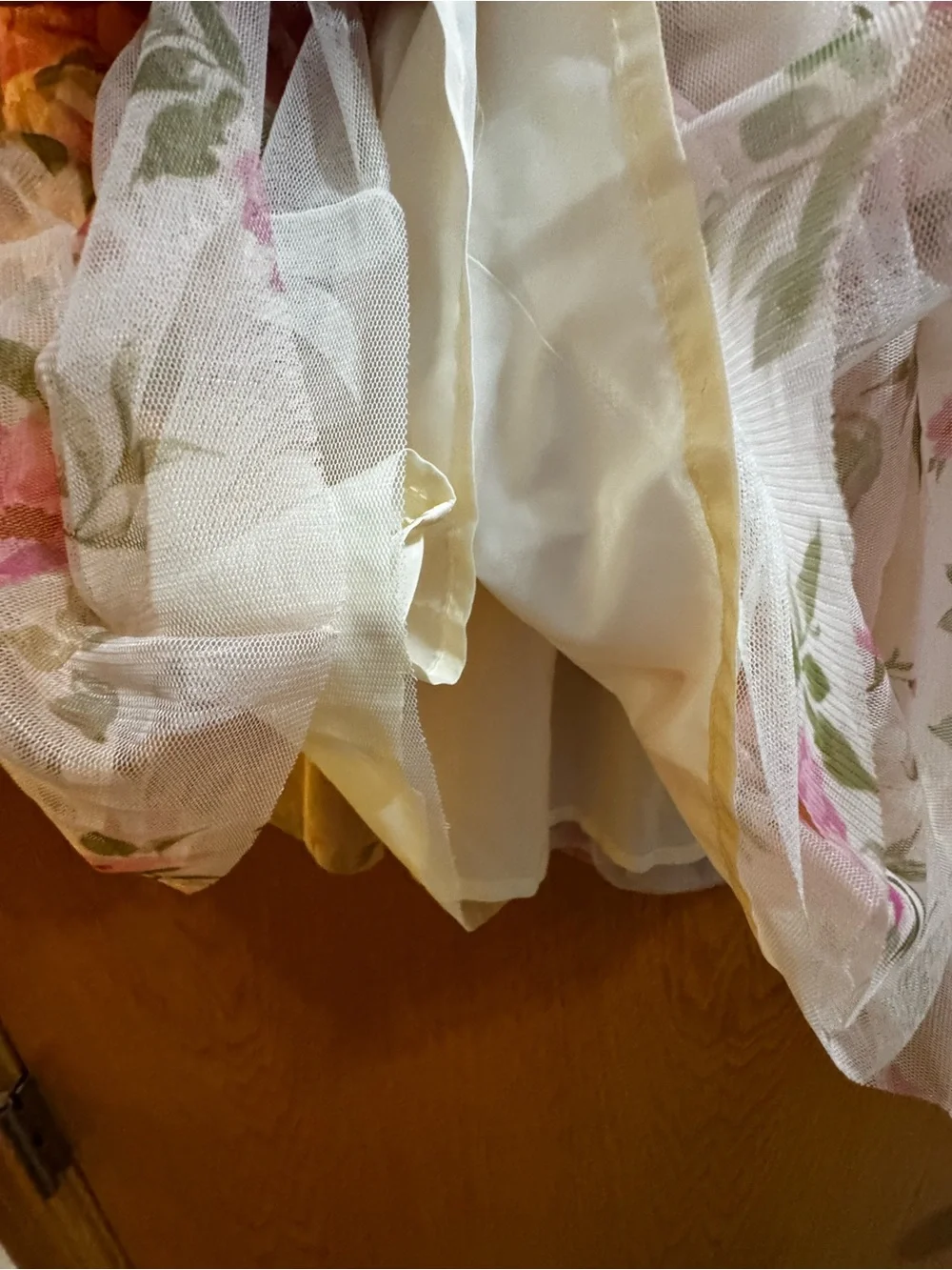 Old Navy delicate cream